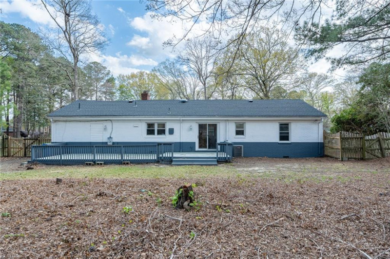 Photo 31 of 35 residential for sale in Chesapeake virginia