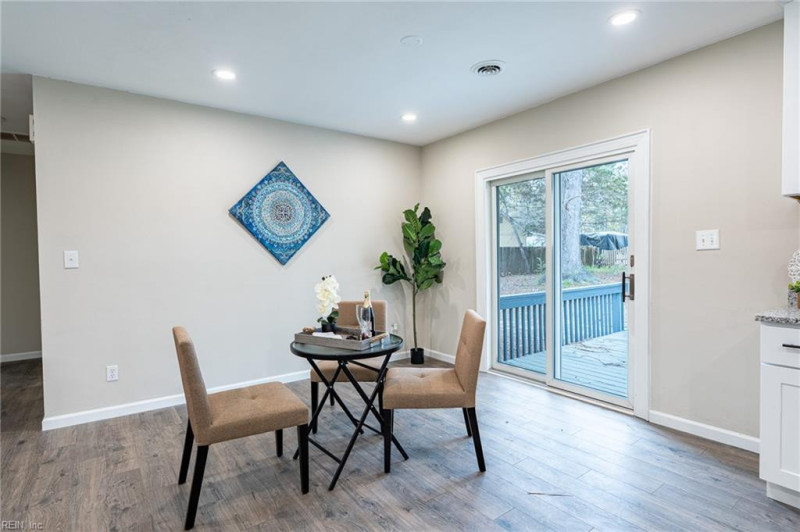 Photo 5 of 35 residential for sale in Chesapeake virginia