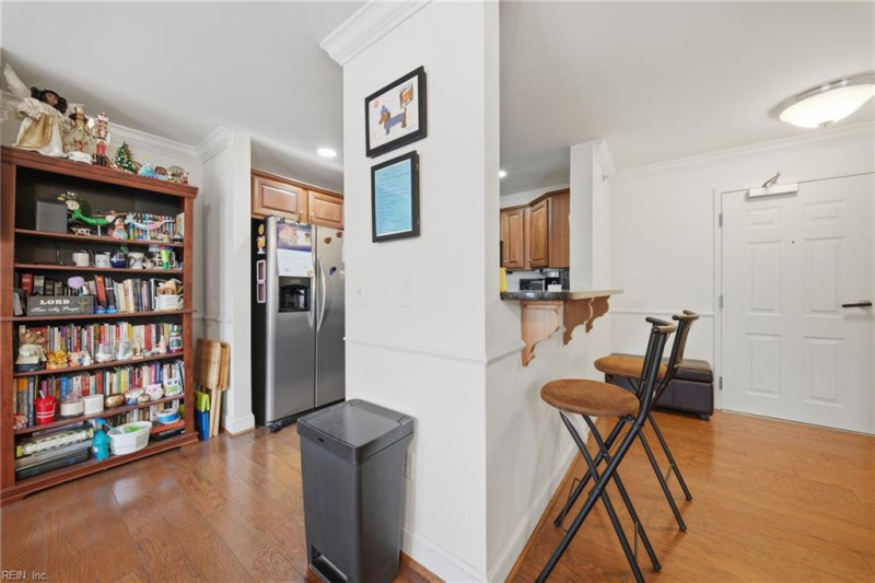 Photo 10 of 38 residential for sale in Chesapeake virginia