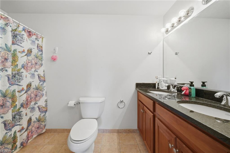Photo 22 of 38 residential for sale in Chesapeake virginia