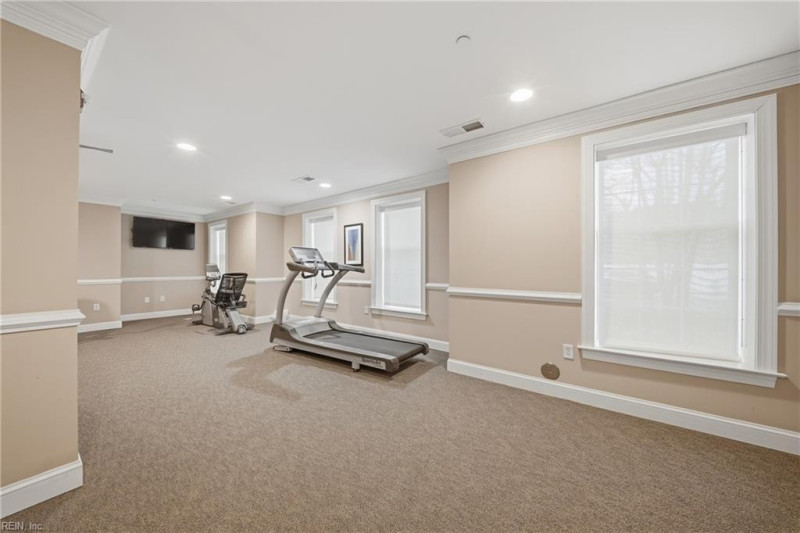Photo 29 of 38 residential for sale in Chesapeake virginia