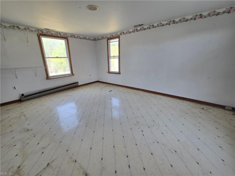 Photo 14 of 18 residential for sale in Suffolk virginia Photo 14 of 18 residential for sale in Suffolk virginia