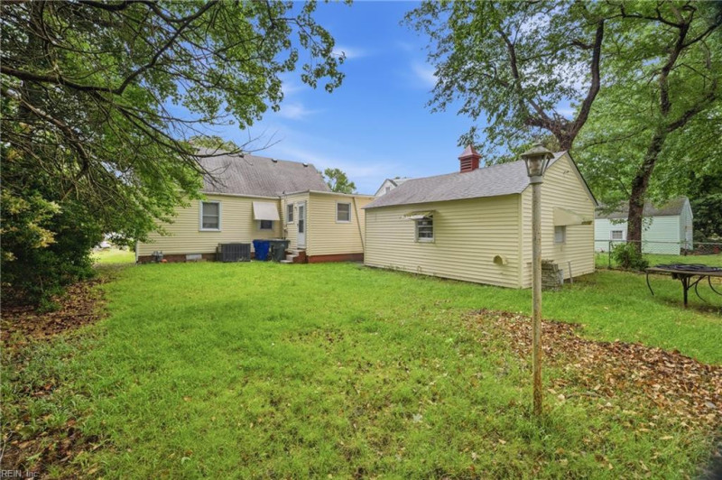 Photo 17 of 20 residential for sale in Norfolk virginia Photo 17 of 20 residential for sale in Norfolk virginia