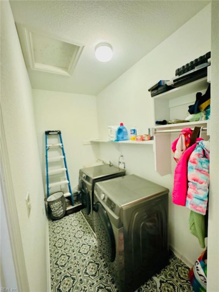 Photo 10 of 21 residential for sale in Virginia Beach virginia