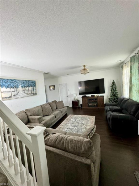 Photo 14 of 21 residential for sale in Virginia Beach virginia