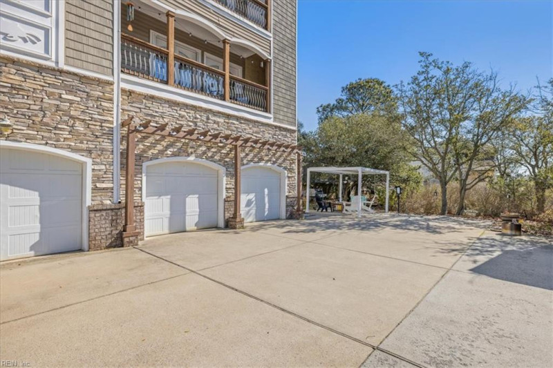Photo 2 of 46 residential for sale in Norfolk virginia Photo 2 of 46 residential for sale in Norfolk virginia