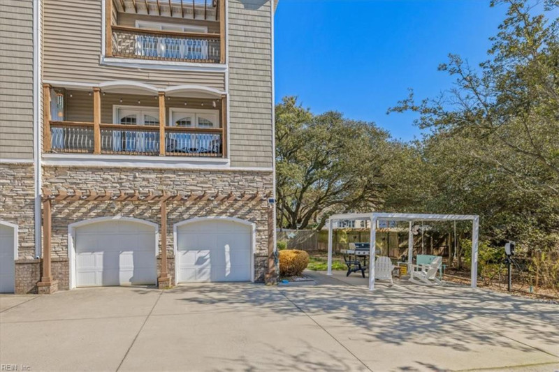 Photo 3 of 46 residential for sale in Norfolk virginia Photo 3 of 46 residential for sale in Norfolk virginia