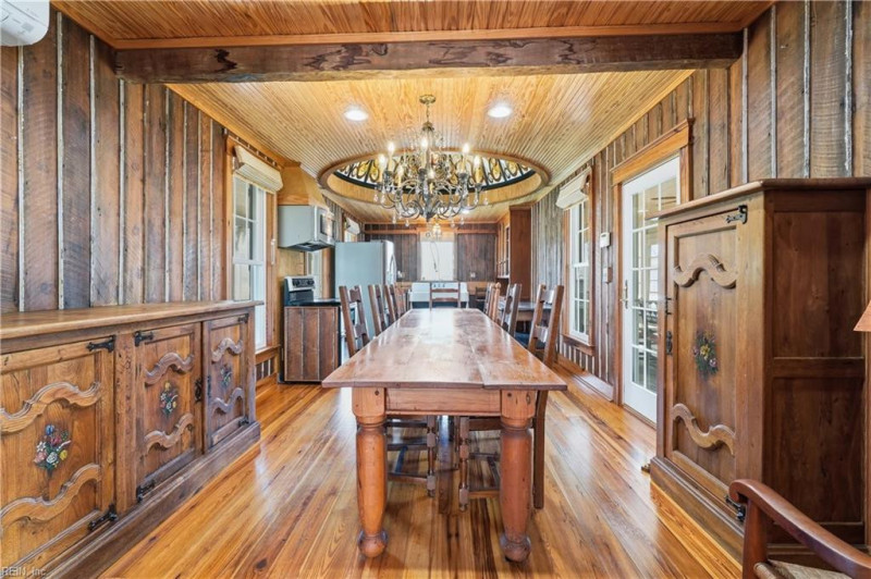 Photo 11 of 50 residential for sale in Suffolk virginia