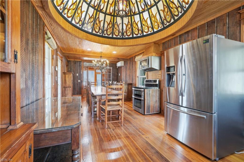 Photo 13 of 50 residential for sale in Suffolk virginia