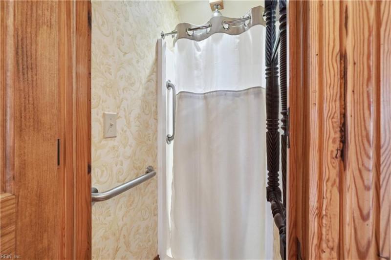 Photo 17 of 50 residential for sale in Suffolk virginia