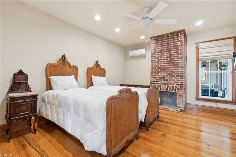 Photo 18 of 50 residential for sale in Suffolk virginia