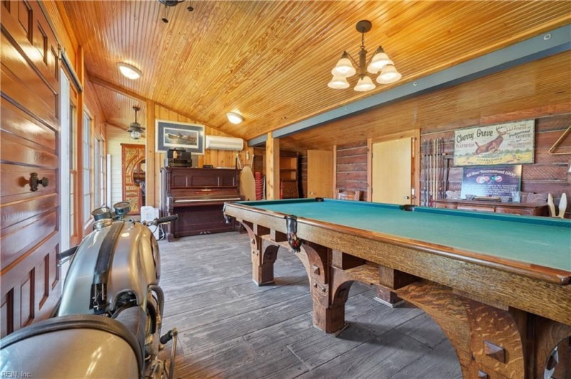 Photo 40 of 50 residential for sale in Suffolk virginia