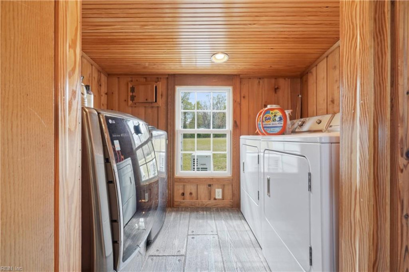 Photo 42 of 50 residential for sale in Suffolk virginia