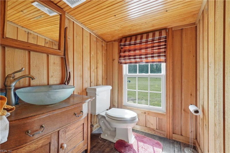 Photo 44 of 50 residential for sale in Suffolk virginia