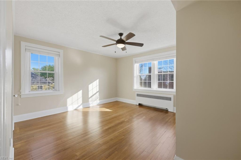 Photo 30 of 47 residential for sale in Norfolk virginia Photo 30 of 47 residential for sale in Norfolk virginia