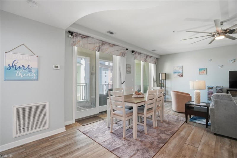 Photo 11 of 35 residential for sale in Virginia Beach virginia