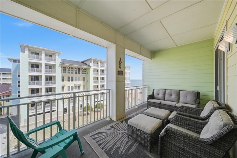 Photo 12 of 35 residential for sale in Virginia Beach virginia