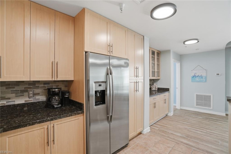 Photo 15 of 35 residential for sale in Virginia Beach virginia