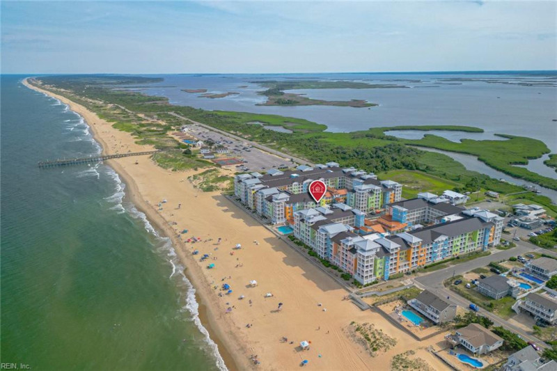 Photo 4 of 35 residential for sale in Virginia Beach virginia
