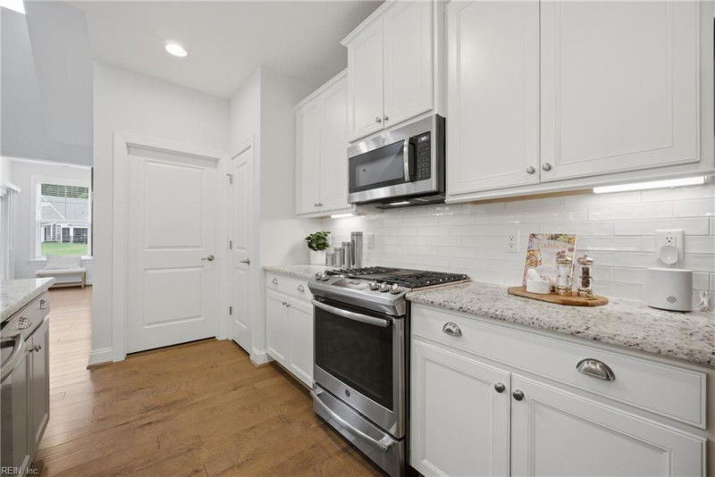Photo 13 of 47 residential for sale in Suffolk virginia