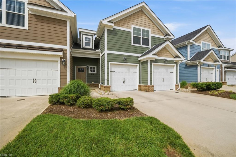 Photo 2 of 47 residential for sale in Suffolk virginia
