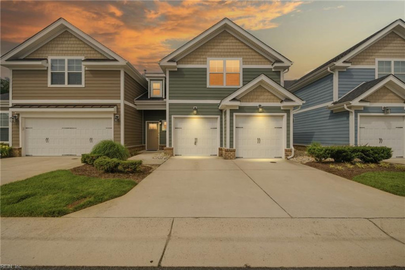 Photo 3 of 47 residential for sale in Suffolk virginia