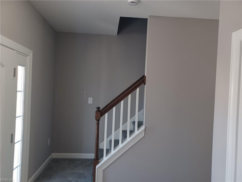 Photo 8 of 12 residential for sale in Portsmouth virginia