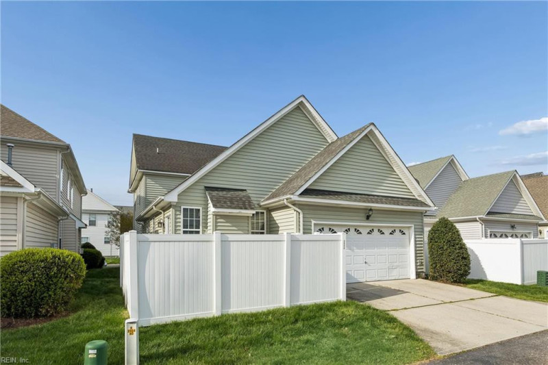 Photo 43 of 46 residential for sale in Virginia Beach virginia