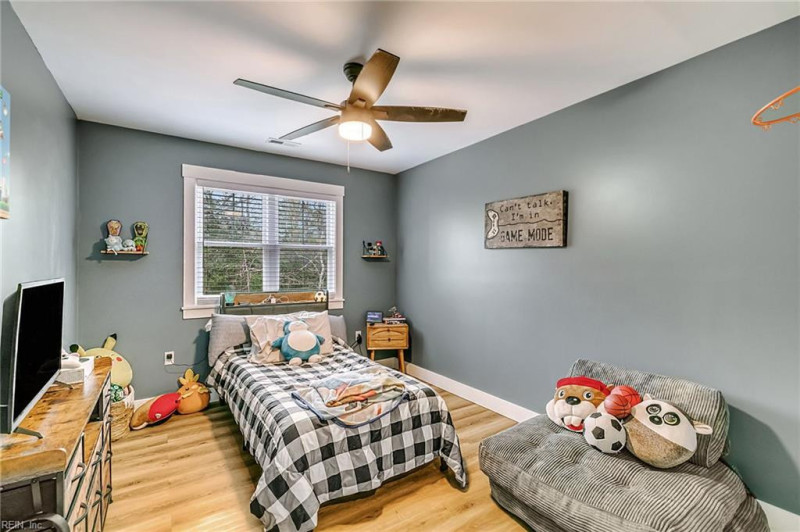 Photo 29 of 50 residential for sale in Mathews County virginia