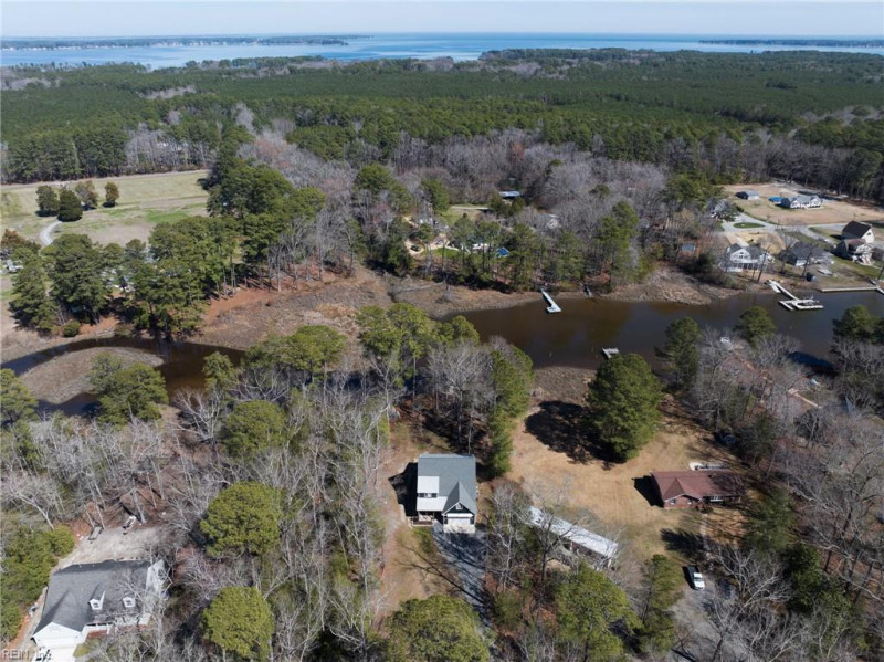 Photo 31 of 50 residential for sale in Mathews County virginia