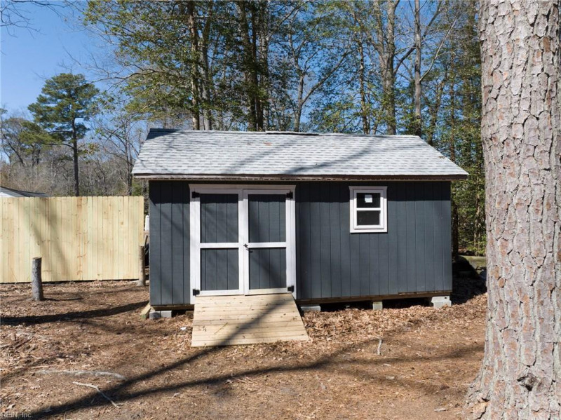 Photo 49 of 50 residential for sale in Mathews County virginia