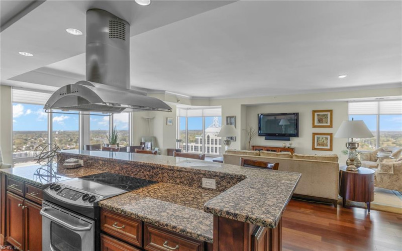 Photo 14 of 50 residential for sale in Virginia Beach virginia
