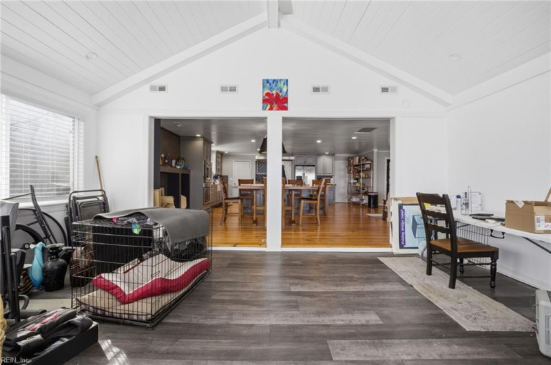 Photo 11 of 47 residential for sale in Hampton virginia