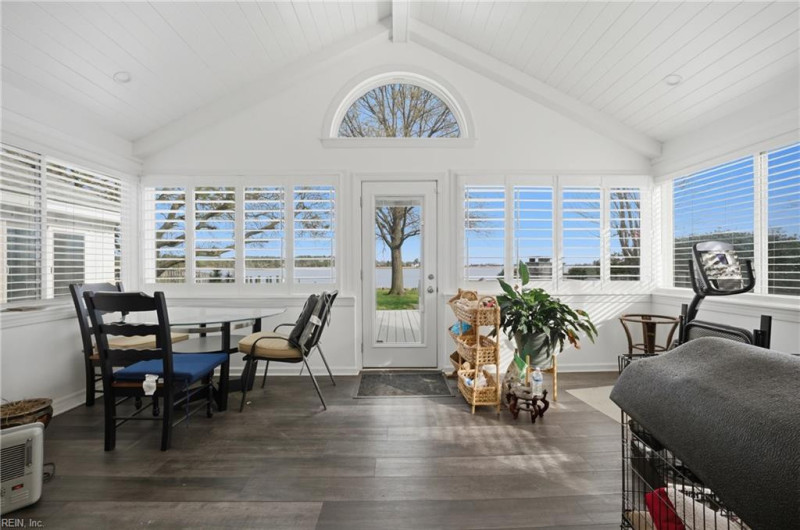 Photo 12 of 47 residential for sale in Hampton virginia
