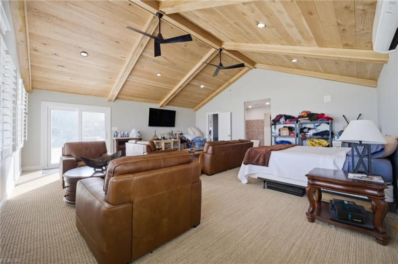 Photo 16 of 47 residential for sale in Hampton virginia