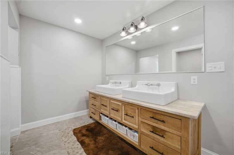 Photo 22 of 47 residential for sale in Hampton virginia