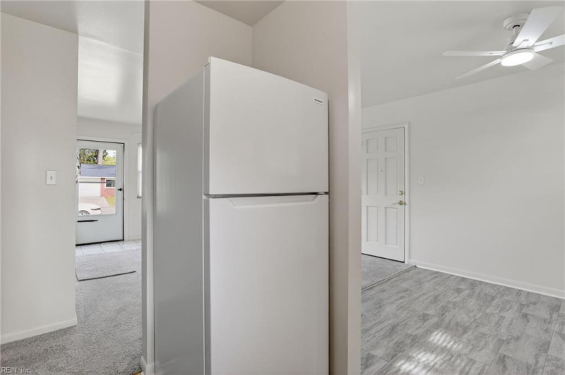 Photo 12 of 23 residential for sale in Hampton virginia