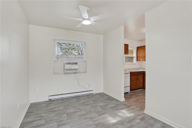 Photo 7 of 23 residential for sale in Hampton virginia
