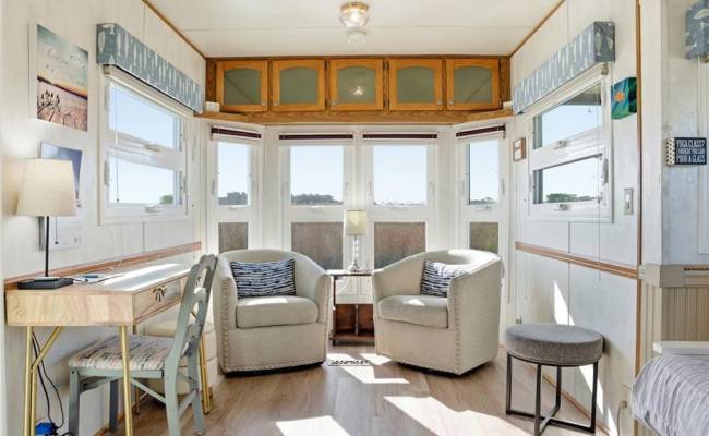 3665 Sandpiper Road, Virginia Beach, VA 23456