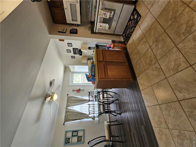 Photo 6 of 13 residential for sale in Portsmouth virginia