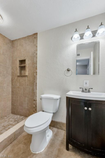 Photo 23 of 33 residential for sale in Virginia Beach virginia
