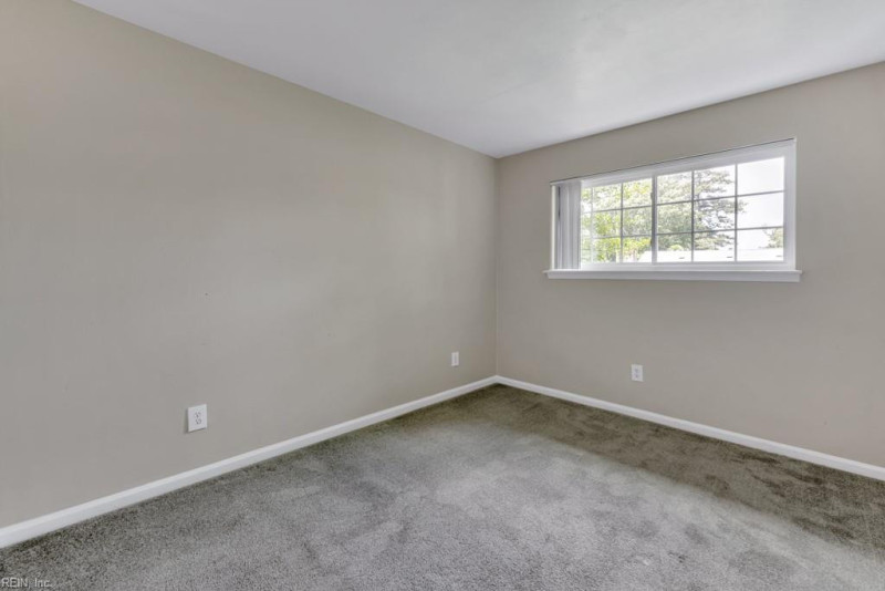 Photo 25 of 33 residential for sale in Virginia Beach virginia