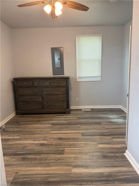 Photo 19 of 36 residential for sale in Newport News virginia