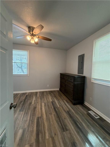 Photo 20 of 36 residential for sale in Newport News virginia