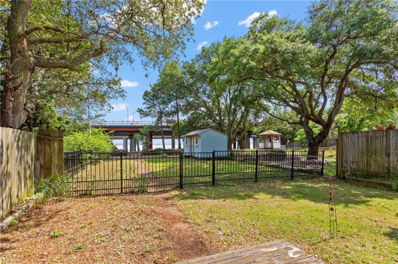 Photo 25 of 30 residential for sale in Norfolk virginia