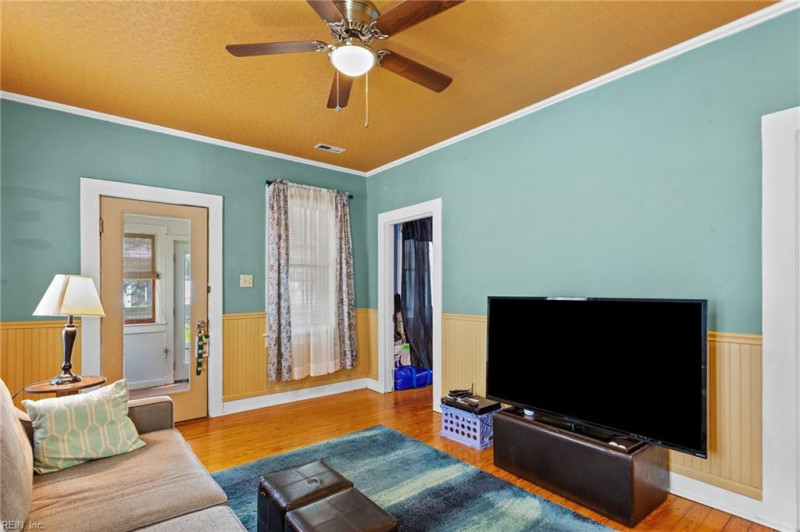 Photo 7 of 30 residential for sale in Norfolk virginia