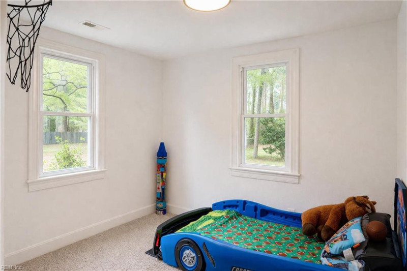 Photo 16 of 24 residential for sale in Mathews County virginia