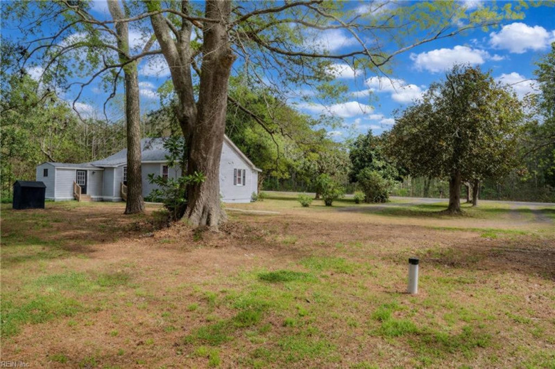 Photo 20 of 24 residential for sale in Mathews County virginia