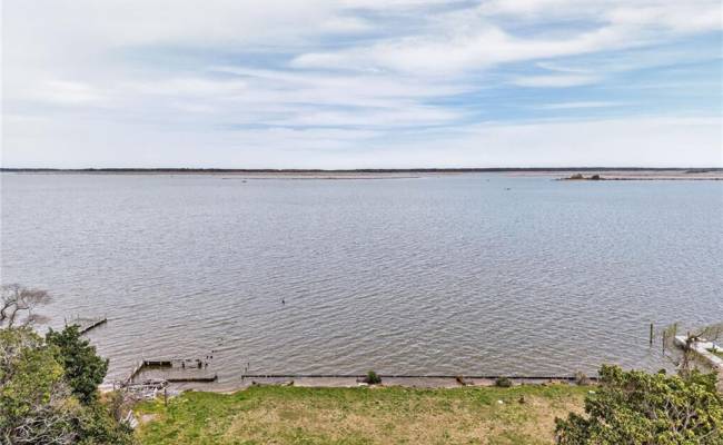 6468 Knotts Island Road, Virginia Beach, VA 23457