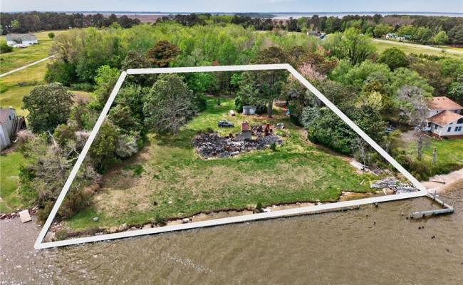 6468 Knotts Island Road, Virginia Beach, VA 23457